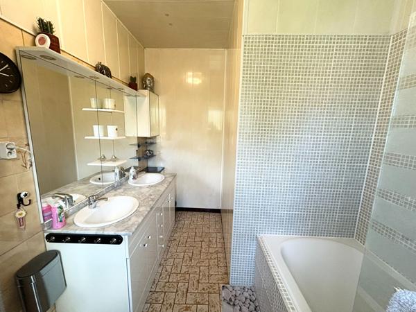Maison 6 pièces 110 m2