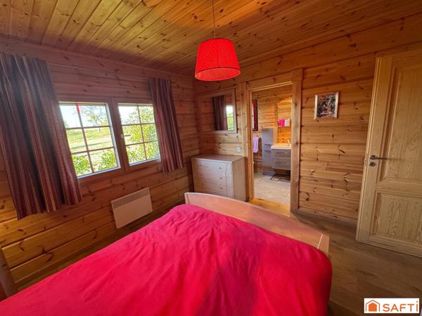 Cheppy 55270. Exceptionnel chalet finlandais de plain-pied de cinq pièces.