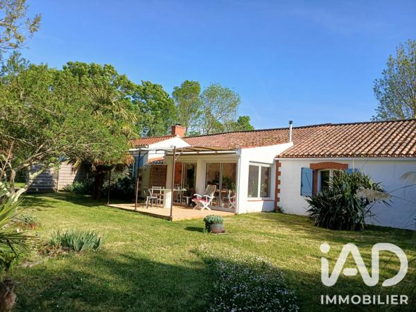 Maison à vendre 10 pièces 181 m² Soullans