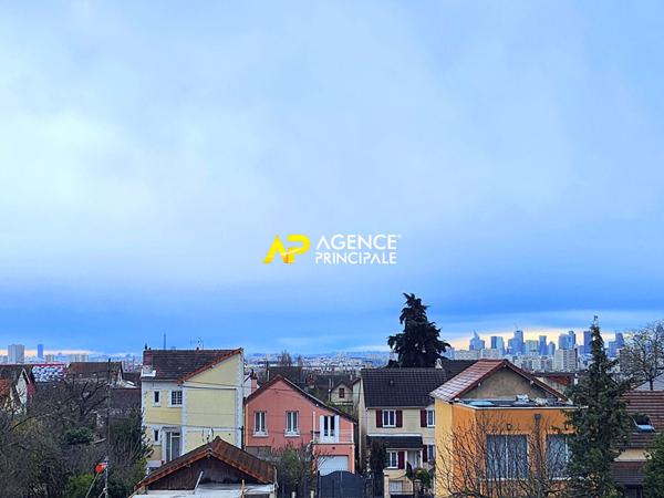 Maison Argenteuil 5 pièces de 100m² au sol (92 m2 habitables)- Secteur les Coteaux €349 000 ** - Référence 4531