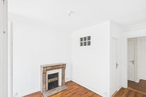 Vente - Appartement 2 pièces 34 m 2 Paris (75018)