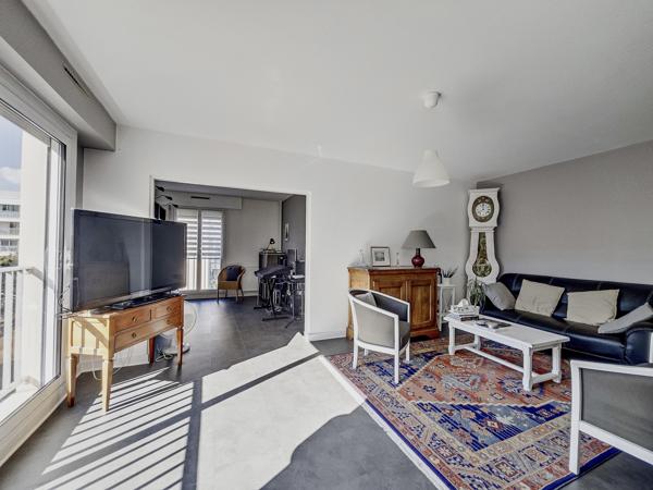 Appartement
         4 pièces
        - 75 m² Exclusivité 95 000 € *