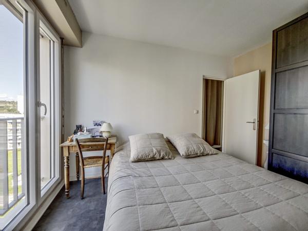 Appartement
         4 pièces
        - 75 m² Exclusivité 95 000 € *