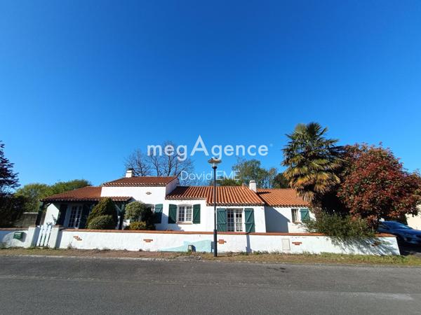 Maison à AIZENAY, 85190 - 6 pièces 131m²