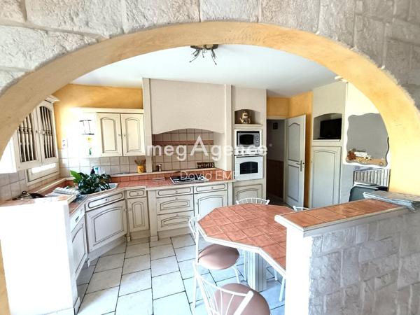 Maison à AIZENAY, 85190 - 6 pièces 131m²