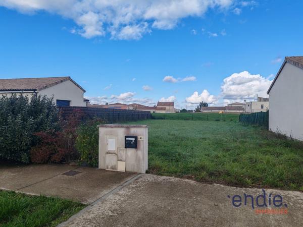 Terrain viabilisé 534 m2 à Mignaloux Beauvoir