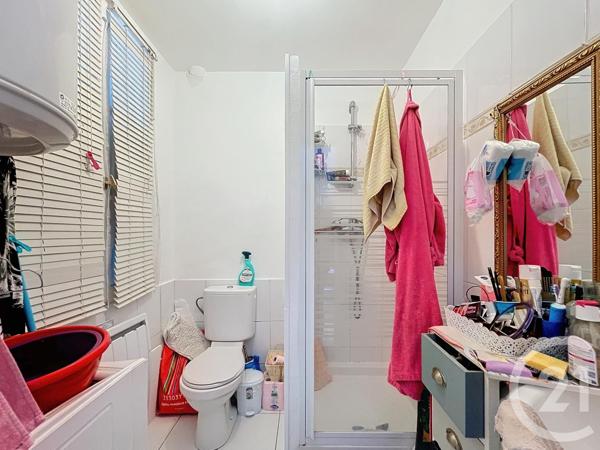 Appartement F2 à vendre  2 pièces - 31,40 m2 LE KREMLIN BICETRE - 94