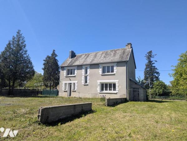 A VENDRE SAINT MARTIN DE BONFOSSE Maison à la campagne de 5 pièces principales, rénovation en cours 