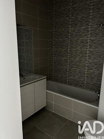 Appartement à vendre 4 pièces 113,6 m² Belleville-en-Beaujolais