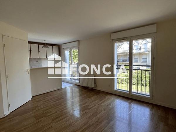 Location Appartement 2 pièces 39.54 m² - 1-3-5 AVENUE DE L'EUROPE Le Coudray 28630
