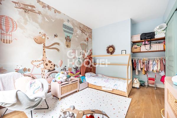 APPARTEMENT 3 PIECES AVEC JARDIN, PARKING ET CAVE