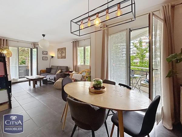 Appartement à vendre 4 pièces 77.77m² La Motte-Servolex (73290)