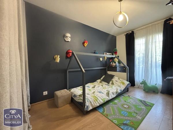 Appartement à vendre 4 pièces 77.77m² La Motte-Servolex (73290)