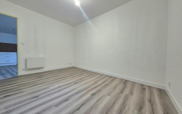 Appartement à louer    3 pièces • 78,98 m2 Targon