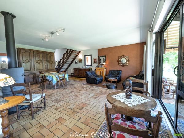 Vente / Maison et grand terrain