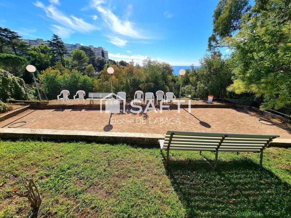 CROIX DES GARDES STUDIO VUE MER DERNIER ETAGE