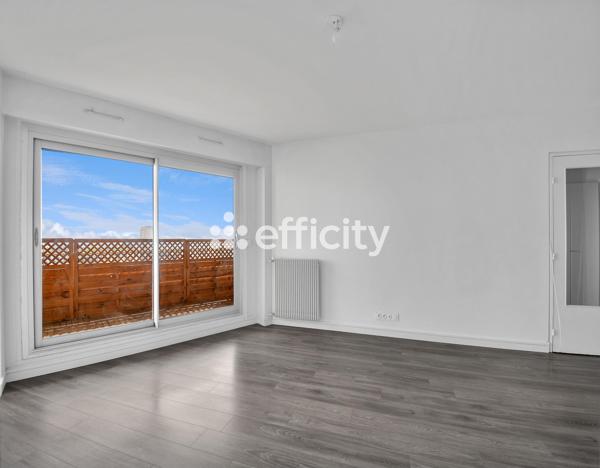 Appartement
         2 pièces
        - 48 m² 420 000 € *