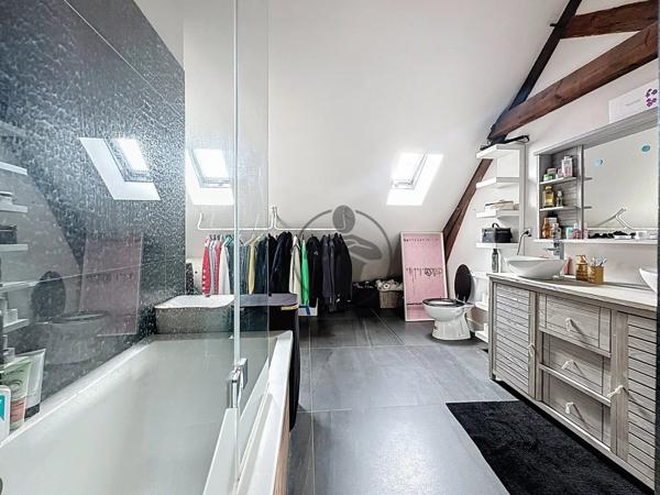 Vente Appartement 5 pièces 142 m2 à Saint-Quentin