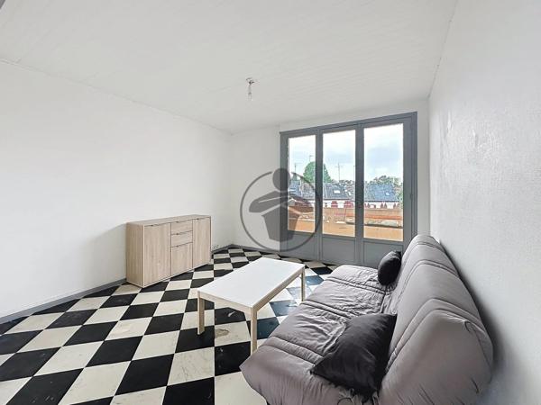 Vente                                                      Appartement
                        
                     4 pièces                      66 m2                     à Saint-Quentin