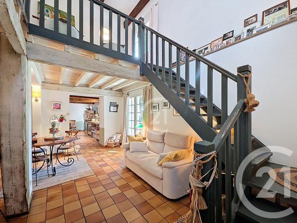 Maison à vendre  6 pièces - 212,40 m2 RAPHELE LES ARLES - 13