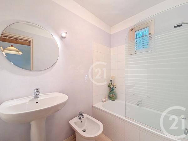 Maison à vendre  6 pièces - 212,40 m2 RAPHELE LES ARLES - 13