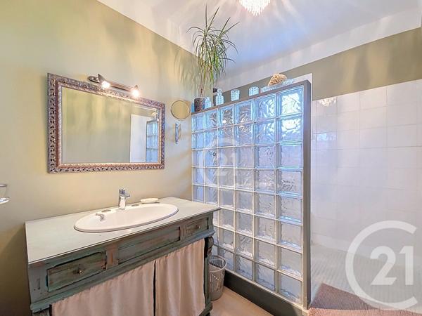 Maison à vendre  6 pièces - 212,40 m2 RAPHELE LES ARLES - 13