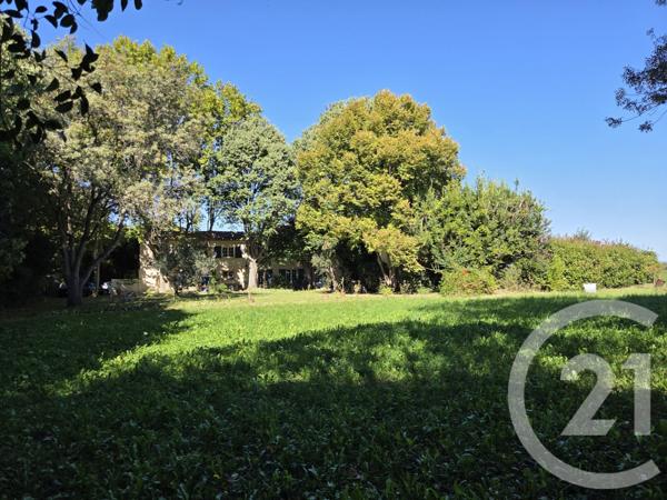 Maison à vendre  6 pièces - 212,40 m2 RAPHELE LES ARLES - 13