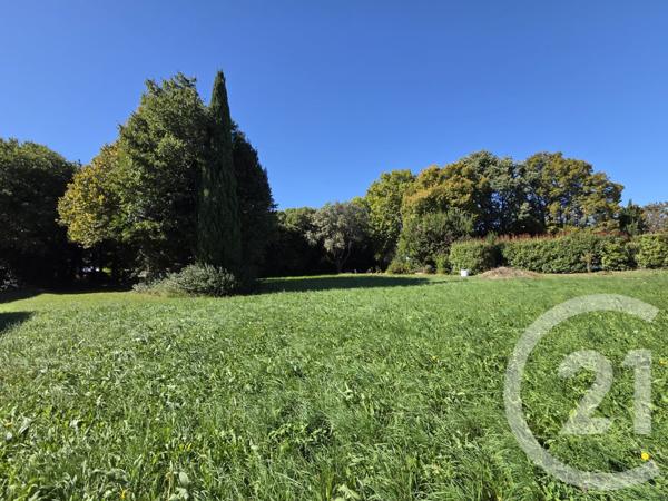 Maison à vendre  6 pièces - 212,40 m2 RAPHELE LES ARLES - 13