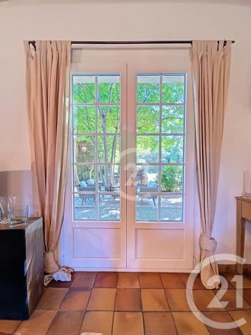 Maison à vendre  6 pièces - 212,40 m2 RAPHELE LES ARLES - 13