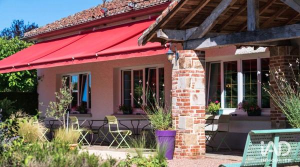 Hôtel-restaurant à vendre 478 m² Séreilhac