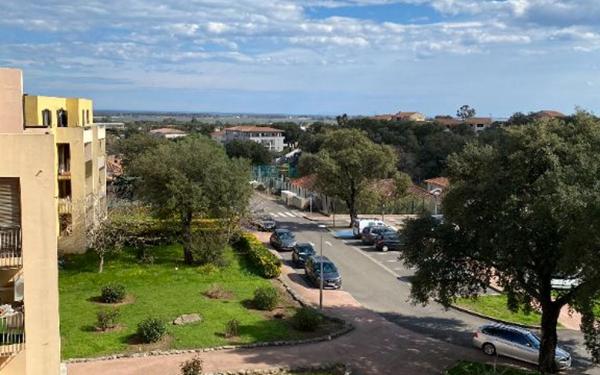 Appartement à vendre    4 pièces • 74,60 m2 Biguglia