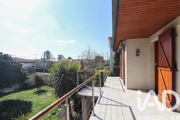 Maison à vendre 4 pièces 118 m² Mérignac