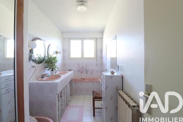 Maison à vendre 4 pièces 118 m² Mérignac