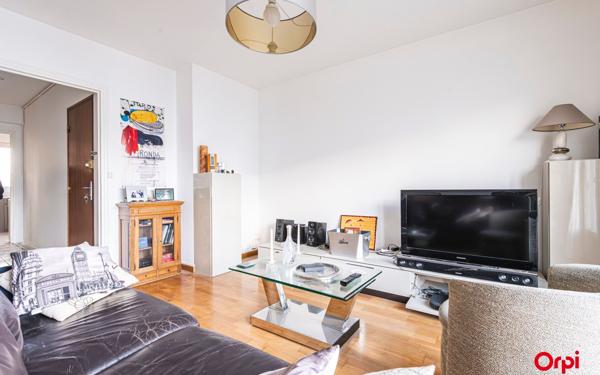 Appartement à vendre    3 pièces • 65 m2 Reims