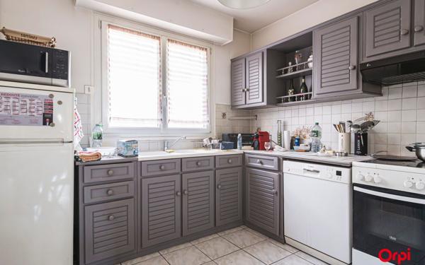 Appartement à vendre    3 pièces • 65 m2 Reims