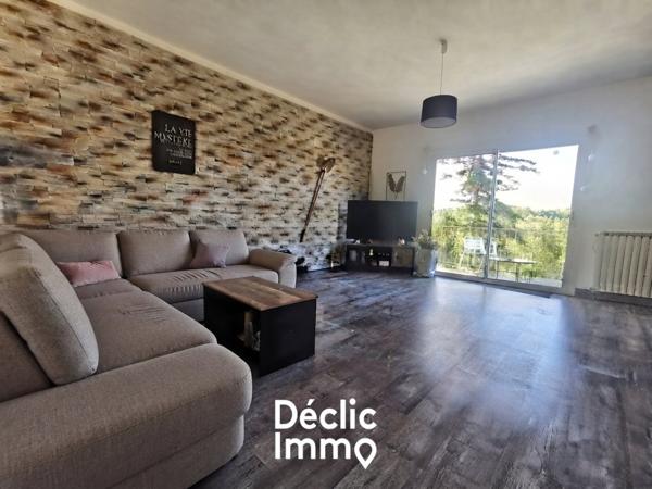 Vente maison individuelle Ardin, 196m² 9 pièces 179 900€ avec piscine