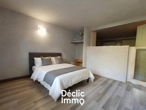 Vente maison individuelle Ardin, 196m² 9 pièces 179 900€ avec piscine