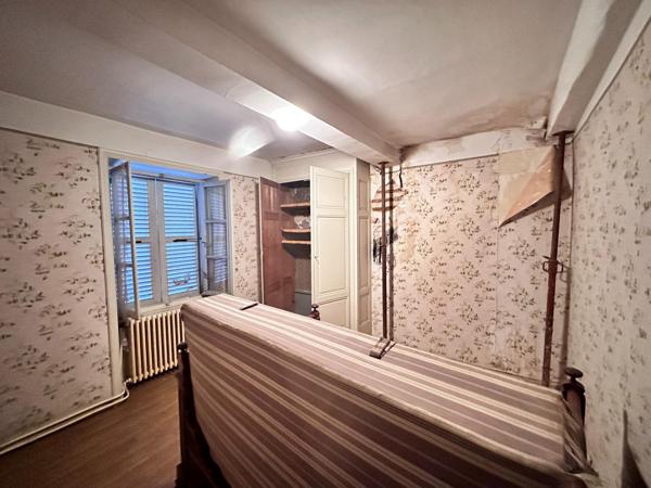 nsemble immobilier de 220 m², idéal investissement