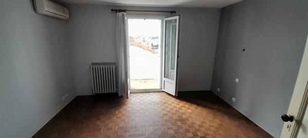 Maison familiale avec terrain clos de 655 m² et garage !