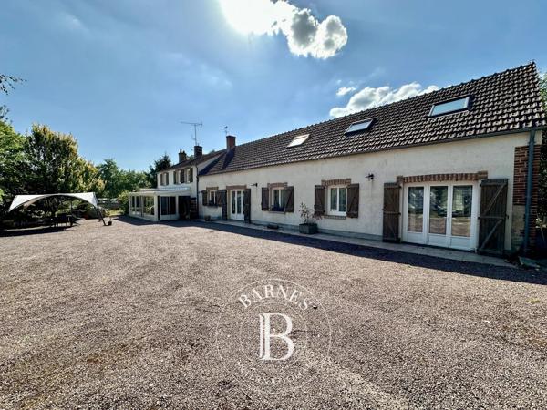 Saint-Ay, Maison de ville 11 Chambres -  605 m² à vendre