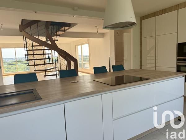 Location appartement 4 pièces 139 m² Tours