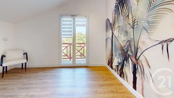 Maison à vendre  5 pièces - 136,92 m 2   LARRESSORE  - 64