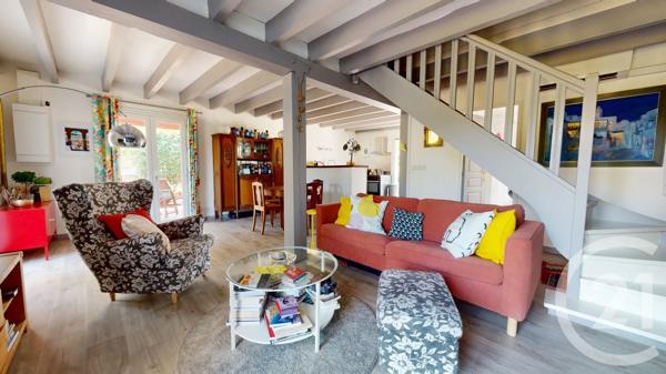 Maison à vendre  5 pièces - 136,92 m 2   LARRESSORE  - 64