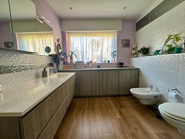 Superbe plain-pied de 149 m² avec jardin et stationnement ! Halluin