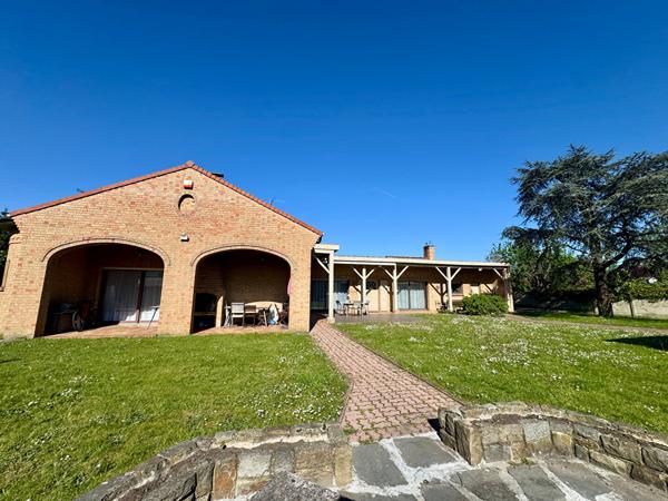 Superbe plain-pied de 149 m² avec jardin et stationnement ! Halluin