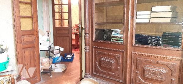 Maison de ville  comprenant garage, cellier, 4 chambres, SAM, cuisine aménagée, salon jardin