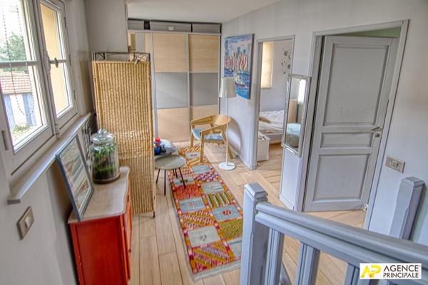 Versailles carrés Saint-Louis Maison de ville de 5 pièces 127 m² au sol €1 080 000 ** - Référence 27077