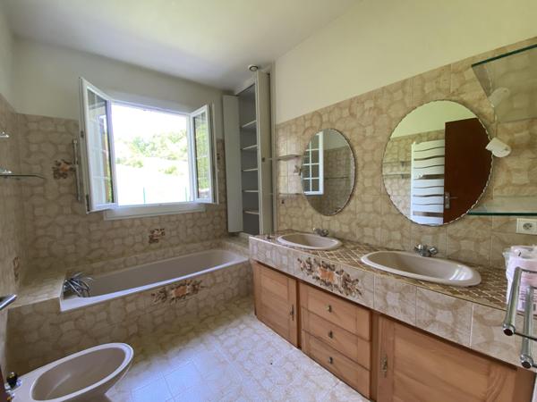 Vente / Ensemble de 2 maisons