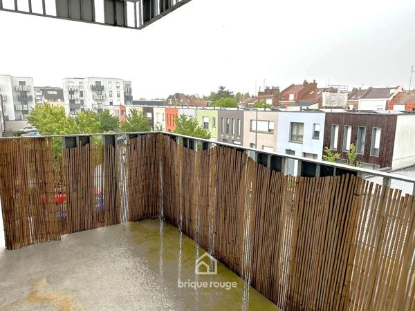 Superbe Appartement T2 avec terrasse et parking secteur CHR