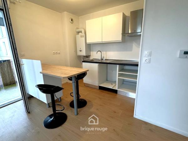 Superbe Appartement T2 avec terrasse et parking secteur CHR